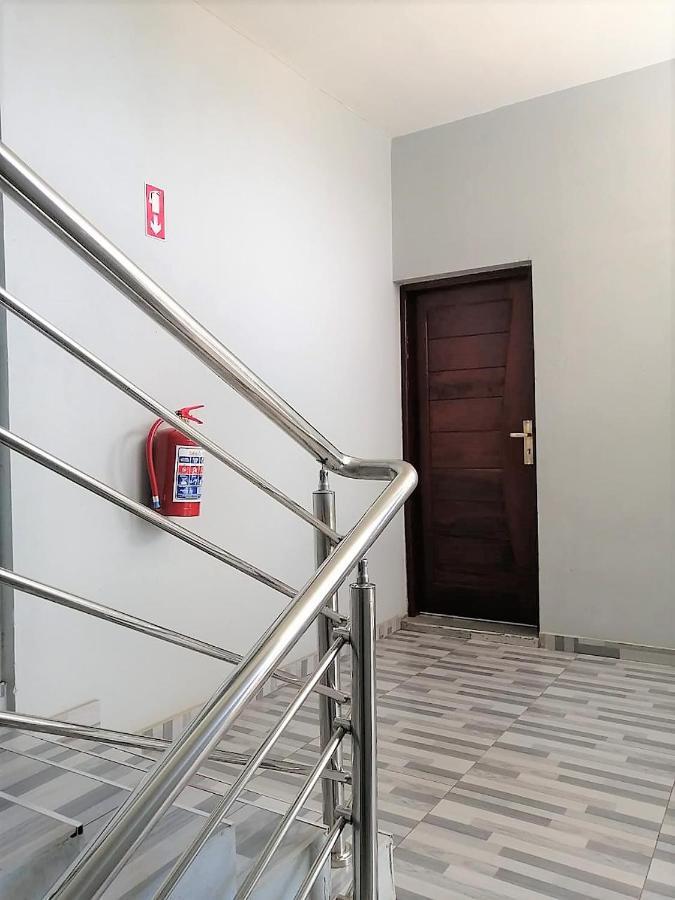 40 40 Accommodation Matola Exterior foto